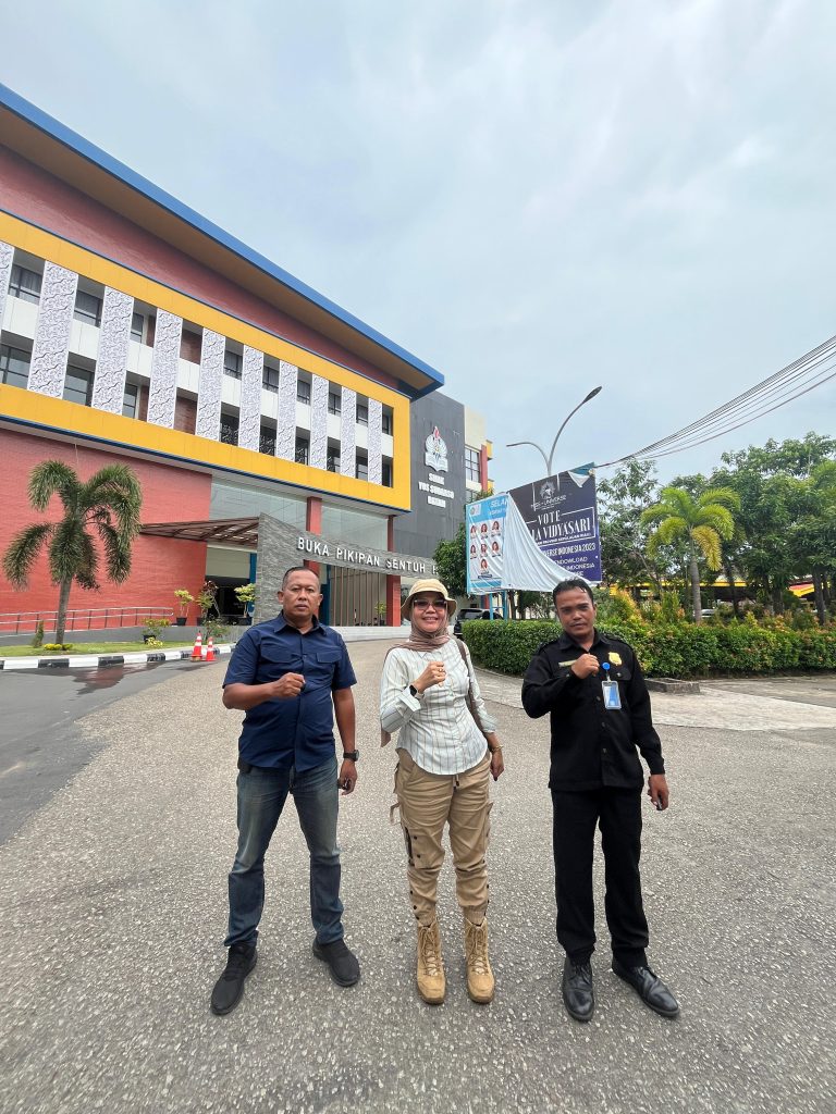 Kunjungan satpam di SMA Yos Sudarso - (2)